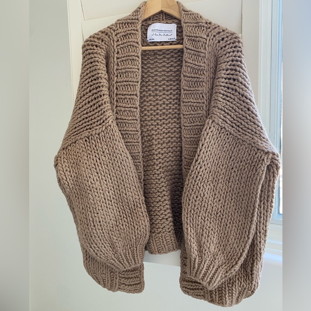 I Love Mr Mittens, The Cardigan Taupe